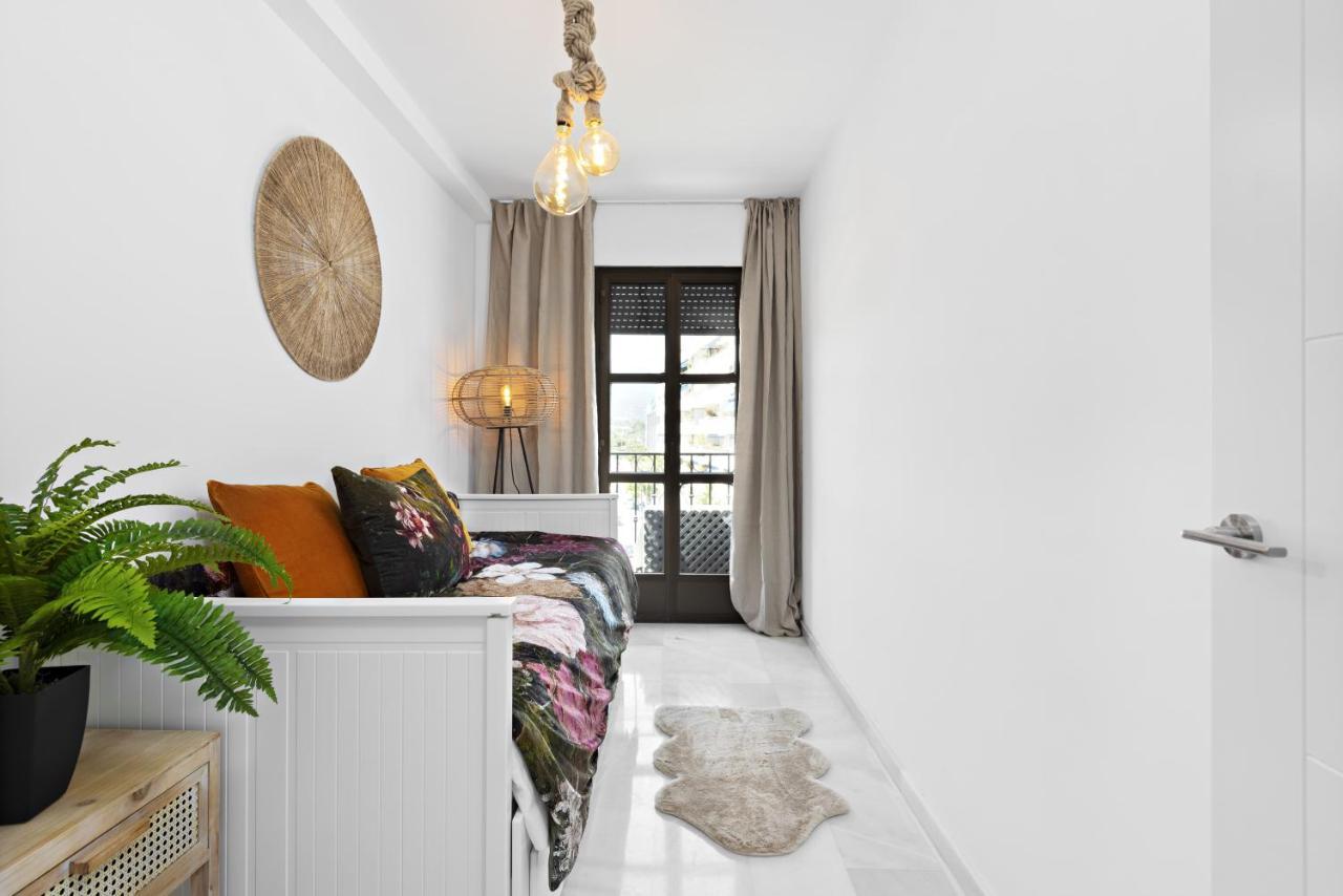 Two Bedroom Apartment In Puerto Banus With Terrace Marbella Exterior foto